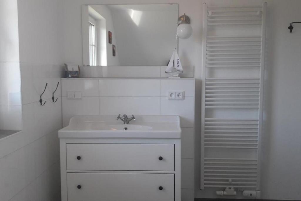 Ferienhaus Finja In בורן מראה חיצוני תמונה